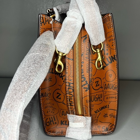 Coach X Peanuts Rogue Bag With Newspaper Print - Picture 7 of 16